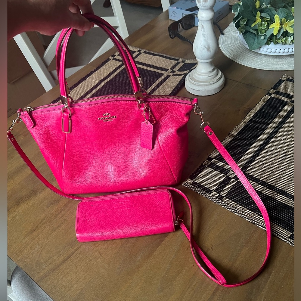 Coach purse with wallet